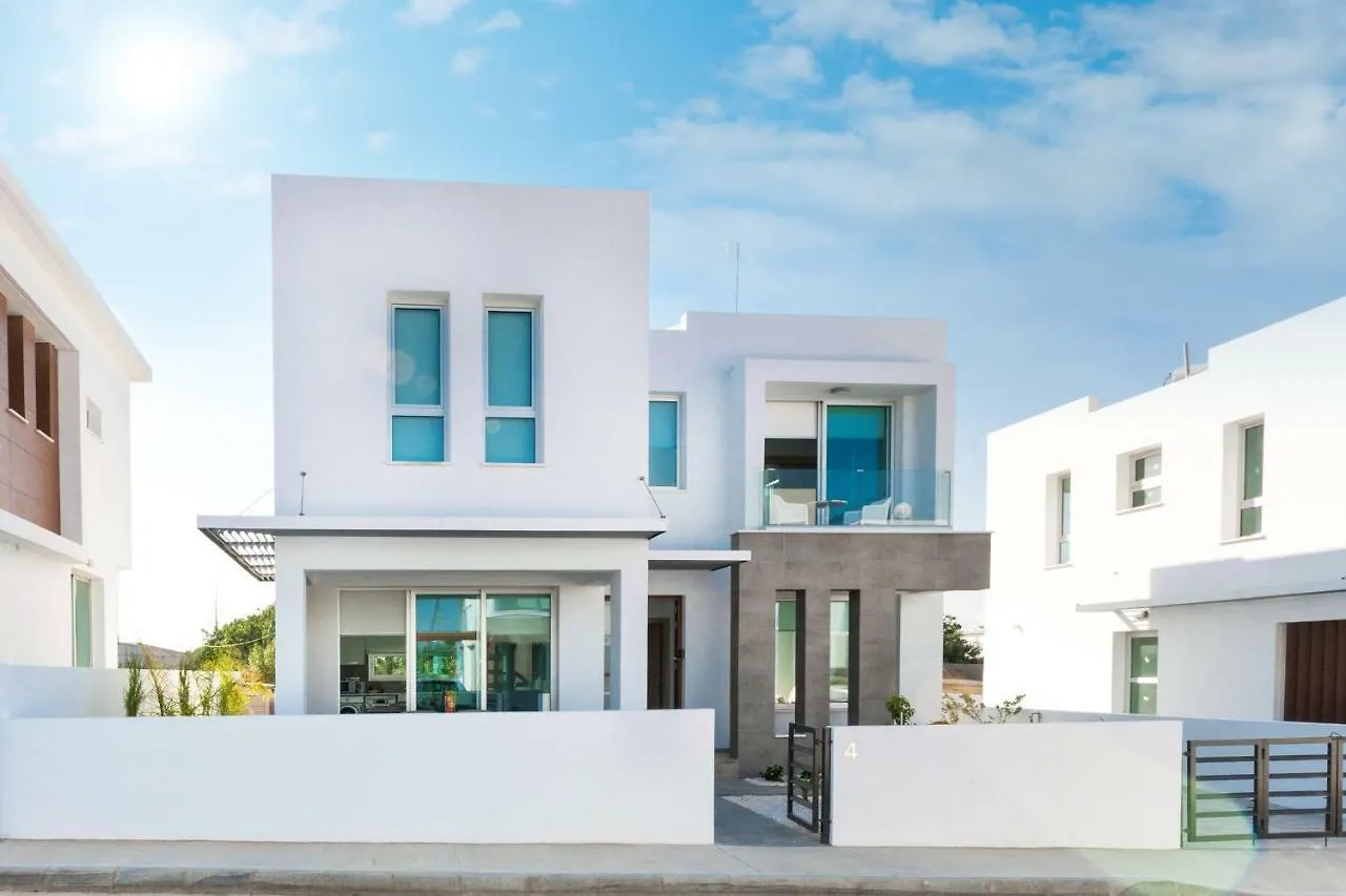 Villa Carmen Protaras